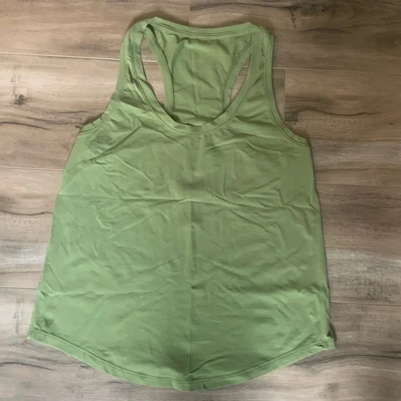 Lululemon - Picture 1 of 1